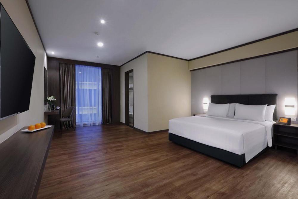 Harper Premier Nagoya Batam Hotel Eksteriør billede